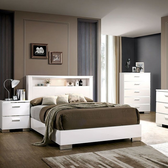 Furniture of America Carlie Bedroom Set - Thumbnail 4